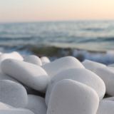 Világos kavicsok - Pure White - rendelj a Share On Stone webáruházból