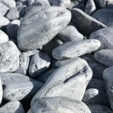 Világos kavicsok - Silver gray - rendelj a Share On Stone webáruházból