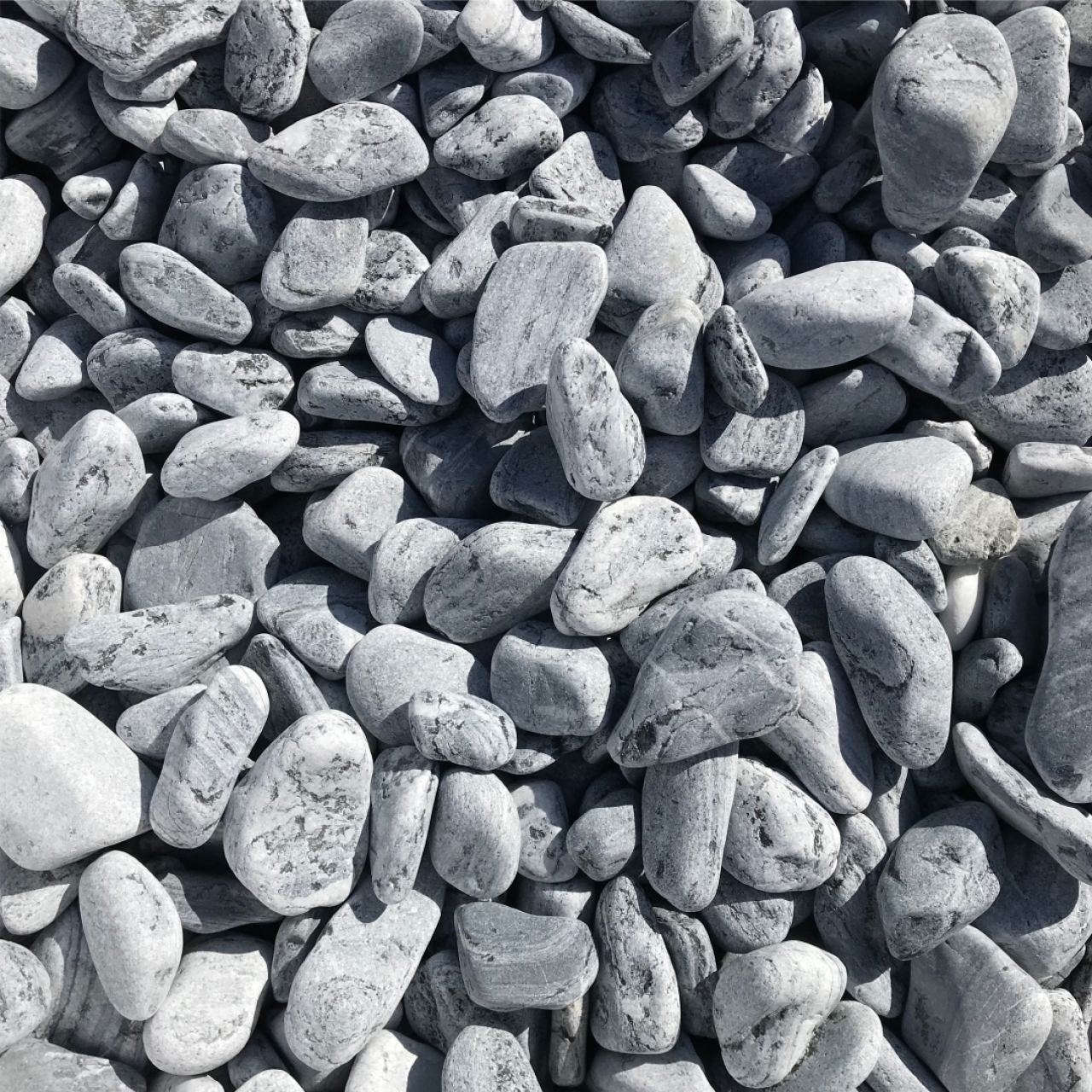 Világos kavicsok - Silver gray - rendelj a Share On Stone webáruházból